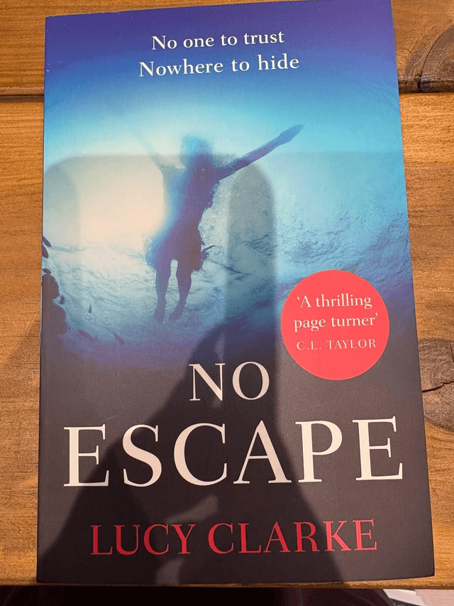 No Escape by Lucy Clarke — book cover