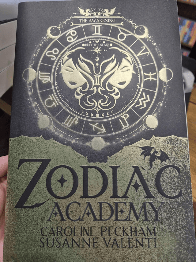 Zodiac Academy the Awakening by Caroline Peckham /Susanne Valenti — book cover
