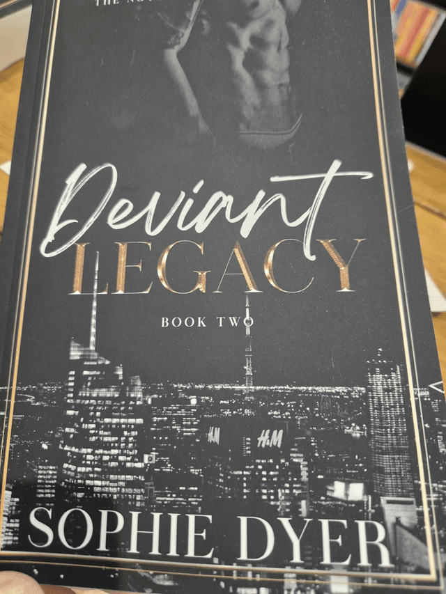 Deviant Legacy by Sophie Dyer — book cover