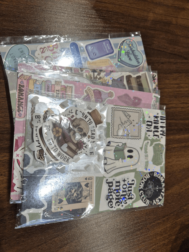 Kindle Insert Packs by Merch — book cover
